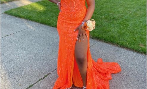 Alterations & Any type of Custom Sewing/ Upholstery/ & Custom Millinery