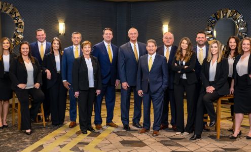 Merrill Lynch Financial Advisor Garrett B Ozbun