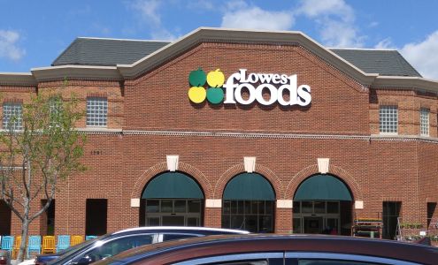 Lowes Foods on New Garden Road Greensboro