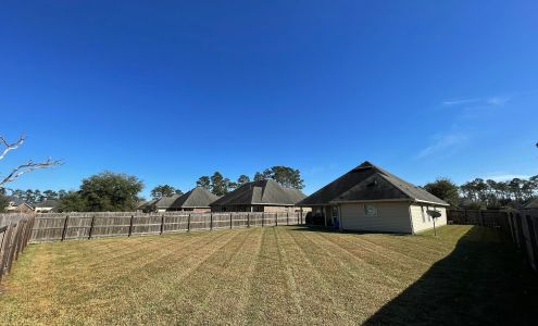 Horton Lawn Maintenance, LLC