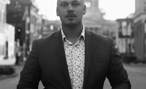 Logan Neville - REALTOR - Powered by Keller Williams Capital