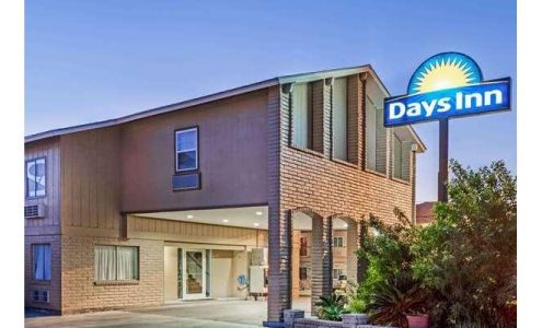 Days Inn by Wyndham Kenedy/Karnes City