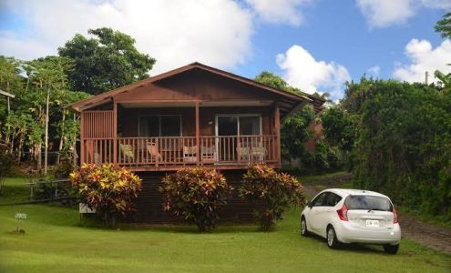 Aloha Cottages Hana