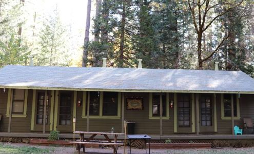 Kokanee Kabins Sierra City