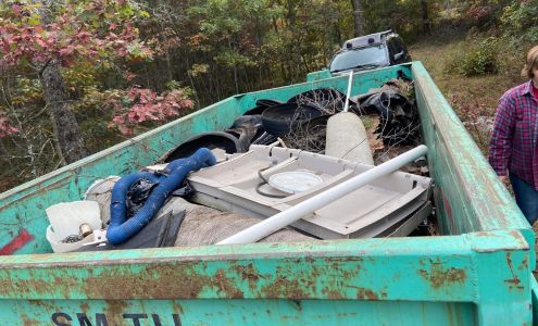 Smith Dumpsters 13546 Kenowa Ave, Kent City Michigan 49330
