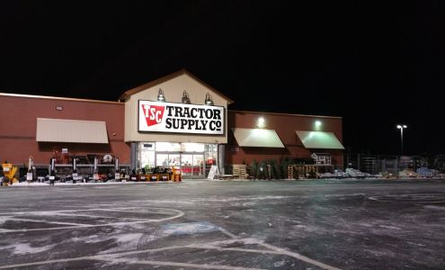 Tractor Supply Hamilton