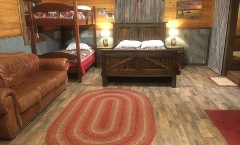 Rusted Barn Homestead Edwards