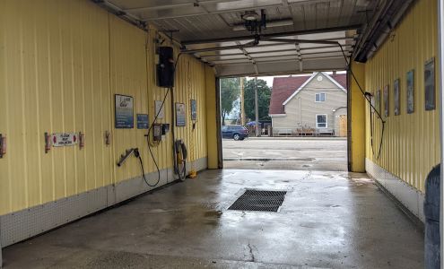 Wise Guys Car Wash Vernon