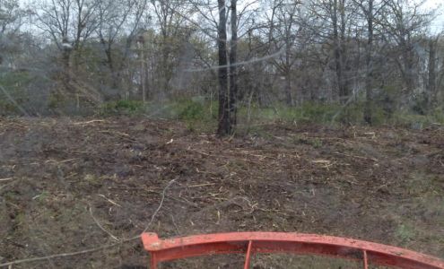 D & J Dirt Diggers, Llc 21667 Old Five Rd, Versailles Missouri 65084