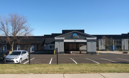 The Incline Apartments and Studios