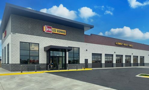 Les Schwab Tire Center