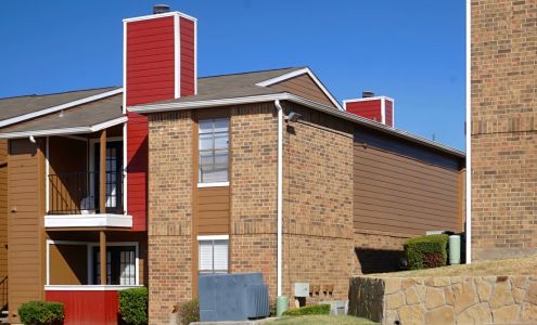 Marine Creek Apartments