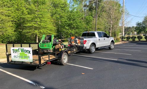 Turf Worx lawn and landscape maintenance L.L.C