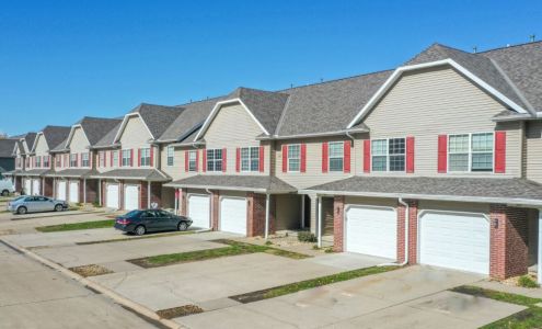 Rock River Townhomes Carbon Cliff