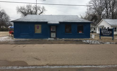 ( B&P Studios - Red Day Records ) 297 W Main St, Marianna Arkansas 72360