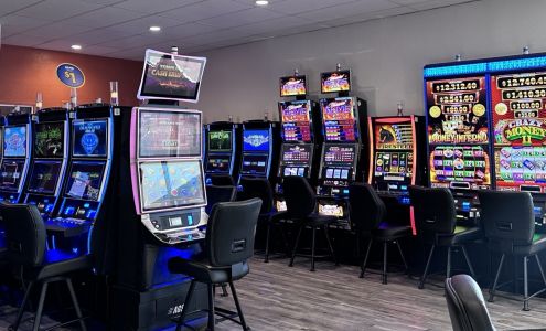 Horse Palace Gaming & OTB – Green River Green River