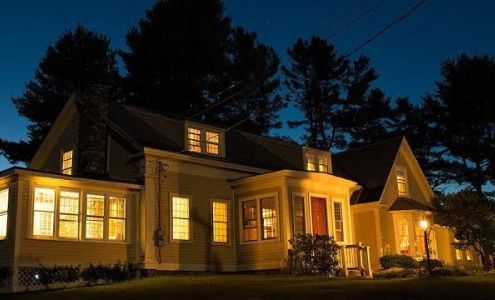 The Shelburne House Bed & Breakfast Shelburne Falls