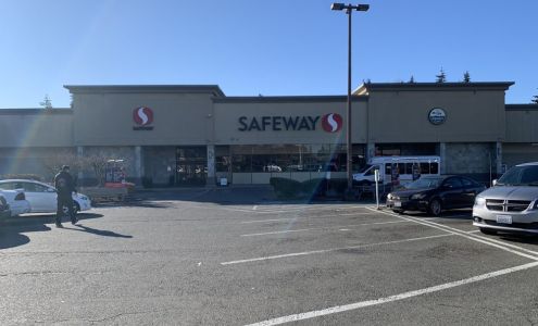 Bike racks: Twin Lakes Safeway