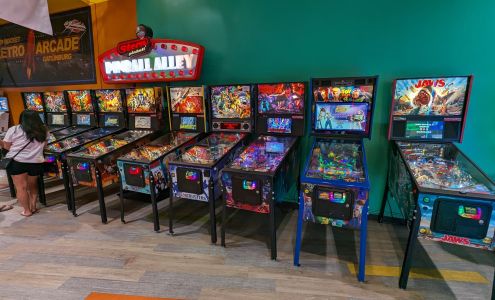 Red Rocket Retro Arcade Gatlinburg