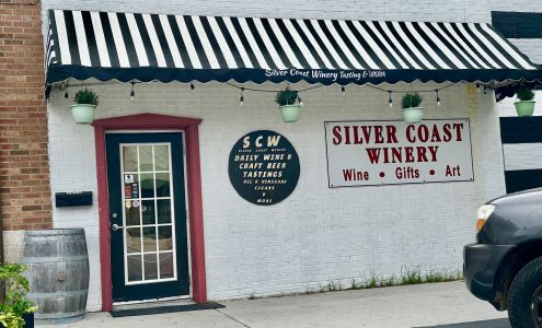 Silver Coast's Tap & Tasting Room Southport