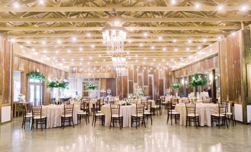 Beneath the Oaks Venue & Winery Midfield