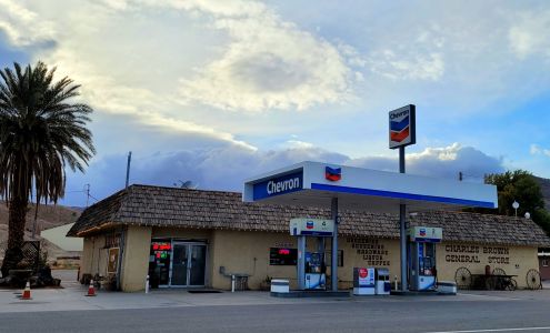 Charles Brown Market Shoshone