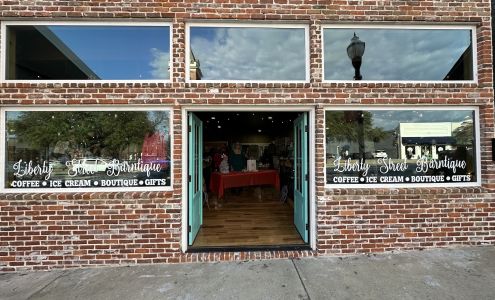 Liberty Street Barntique Waynesboro