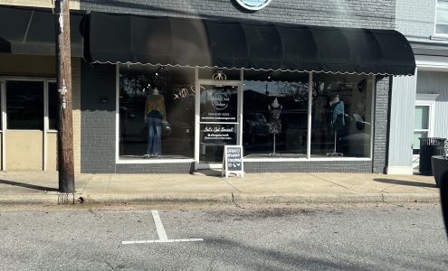 Muckalee Creek Boutique Angier