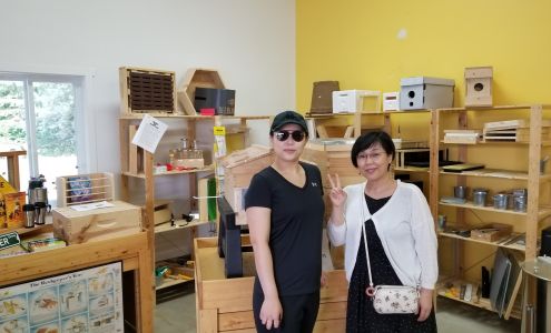 Westcoast Bee Supply Pitt Meadows