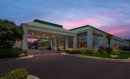 Best Western Flagship Inn