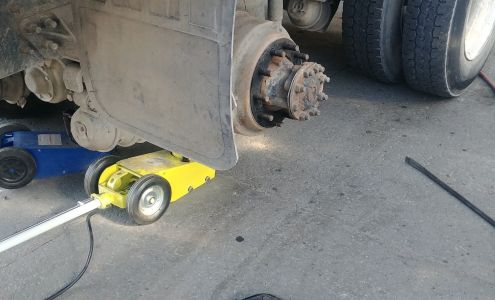 Point S - Pneus Rinaldo Saint-Eustache