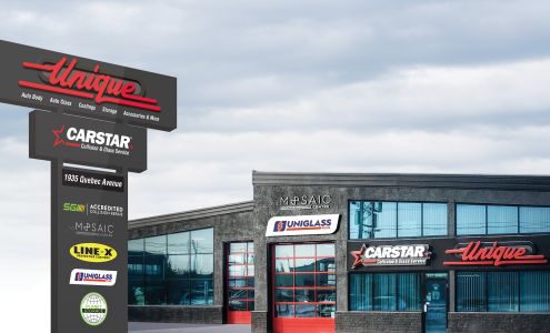 Unique CARSTAR Collision & Glass