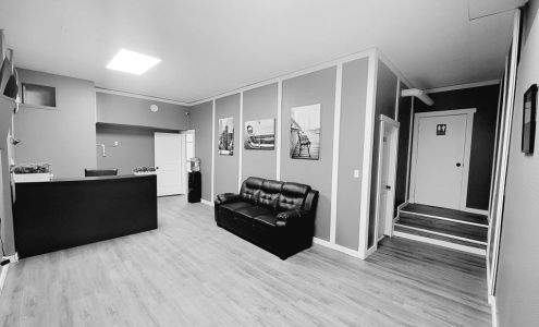 Dark Shade Tinting Co. 5101 3 Ave #1, Edson Alberta T7E 1Y2