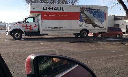 U-Haul Neighborhood Dealer