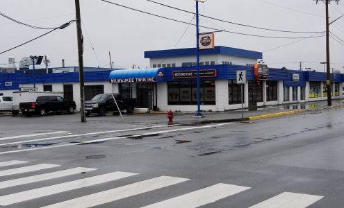 Milwaukee Twin Campbell River