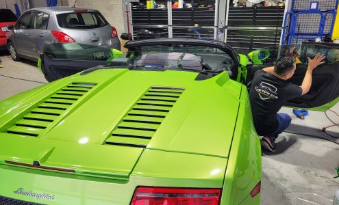 Car Tint 75 Cosburn Ave., East York Ontario M4K 2G1