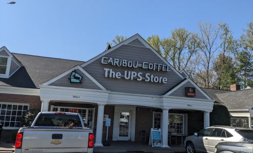 Foxcroft East Shopping Center