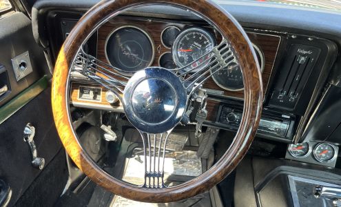 V C White's Auto Services Ltd Niagara Falls