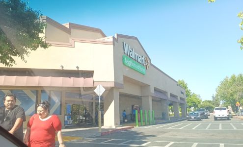 Walmart Connection Center