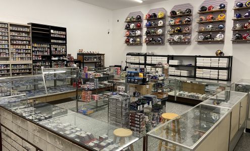 Eagle's baseball card shop Caldwell