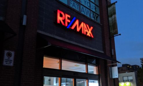 RE/MAX REALTY ENTERPRISES INC, Port Credit, Mineola & Lakeview Branch