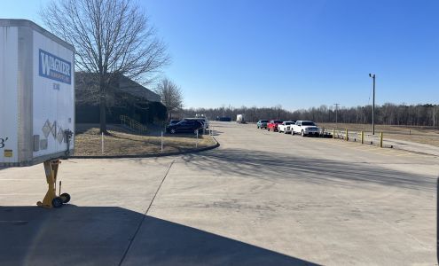 DHL Supply Chain (Formerly Exel) 23 Industrial Park Rd, Eddyville Kentucky 42038