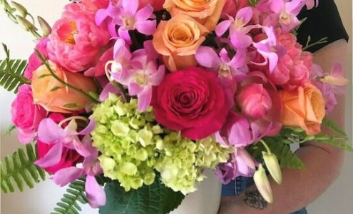 Yorkville Flower Shop 216 S Bridge St, Yorkville Illinois 60560