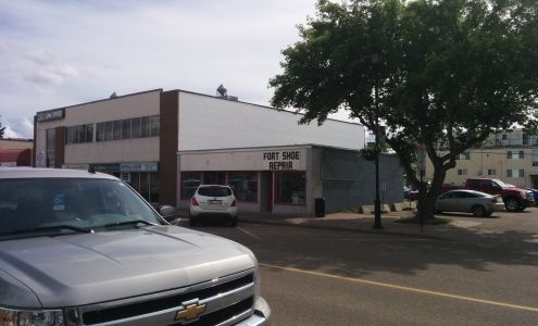 Fort Shoe Repair 9910 102 St, Fort Saskatchewan Alberta T8L 2C3