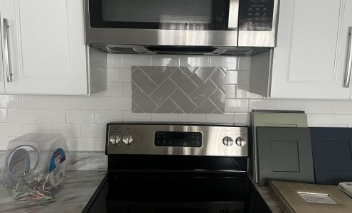 Shoals Kitchen and Bath, LLC 202 W 3rd St, Tuscumbia Alabama 35674