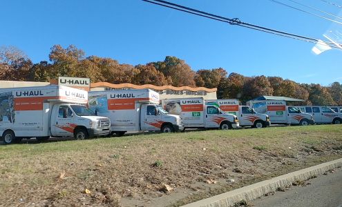 Trailer Hitches at U-Haul