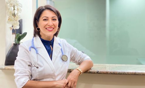 Virginia Center For Medicine : Harneet Rikki Kohli, MD