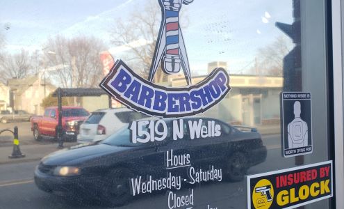 Cut n Up Barbershop
