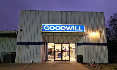 Goodwill Industries of Kansas & shopgoodwill.com pick-up