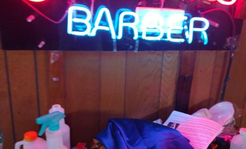 Oliver's Barber Shop 7268 Dickman Trail, Inver Grove Heights Minnesota 55076